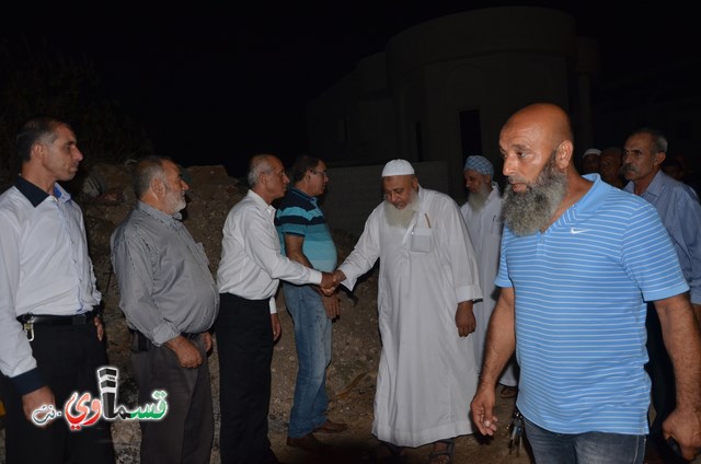 كفرقاسم- فيديو  : عقد راية الصلح بين عائلتي امين احمد خمران وعائلة قطيفان اللد تحت اشراف لجنة الصلح اللوائية .